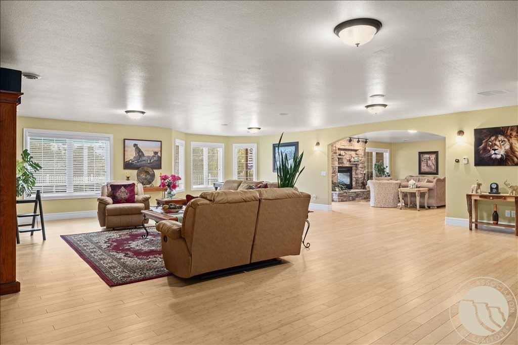 4466 Iron Horse Trail