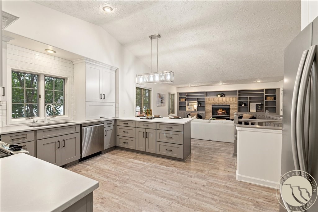 1340 Cloverleaf Place