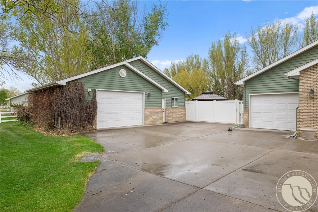 1340 Cloverleaf Place