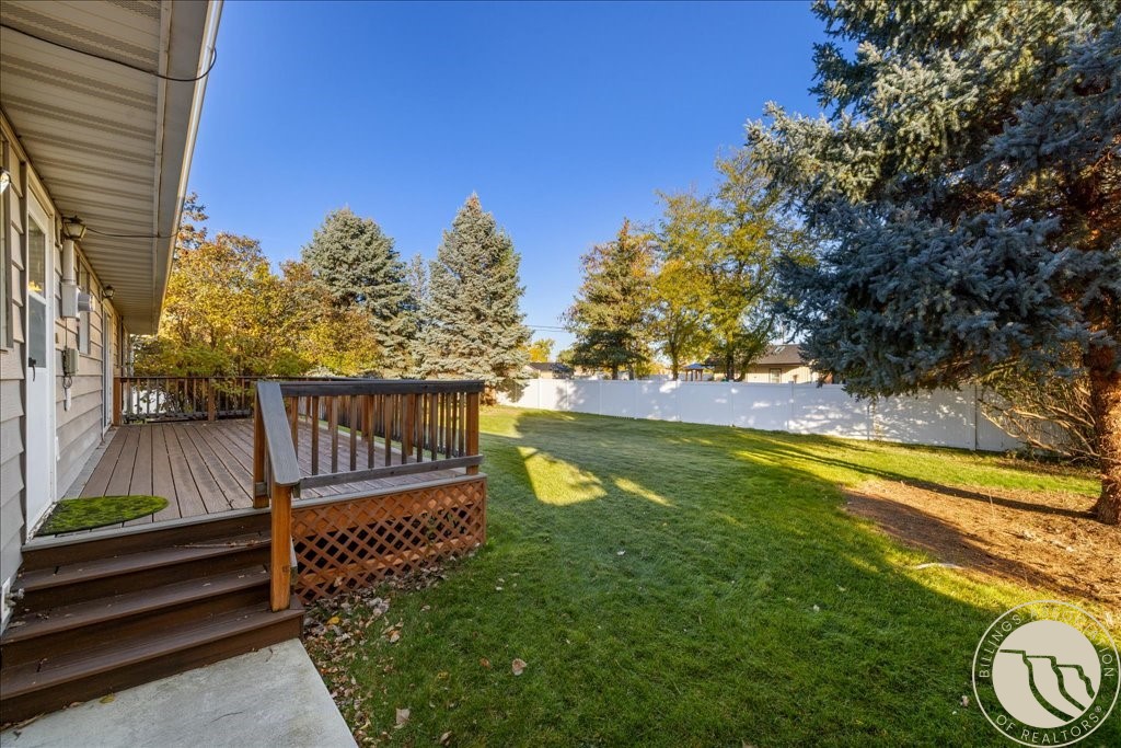 209 9th Street W