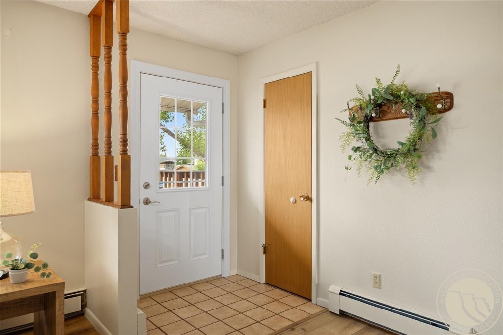 209 9th Street W