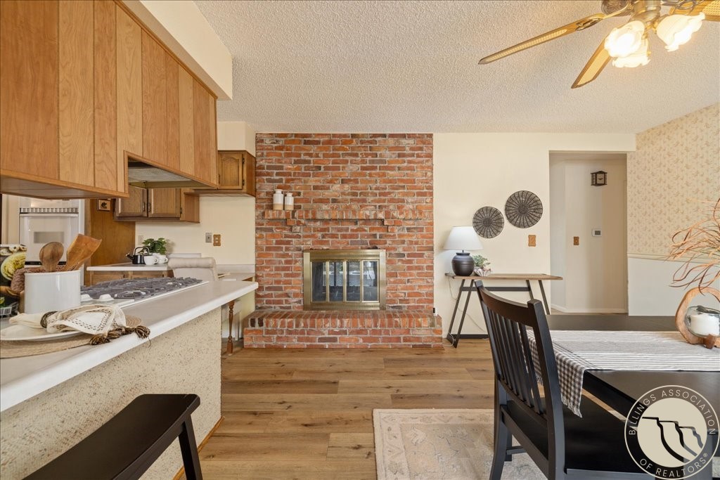 209 9th Street W