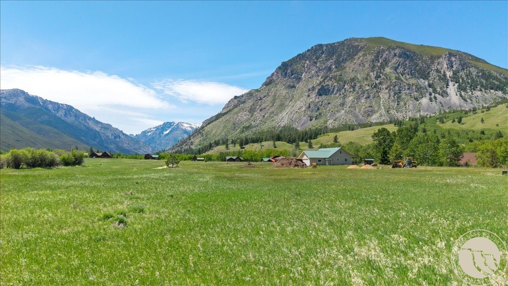 Lot 5 Black Butte Ranch Sub