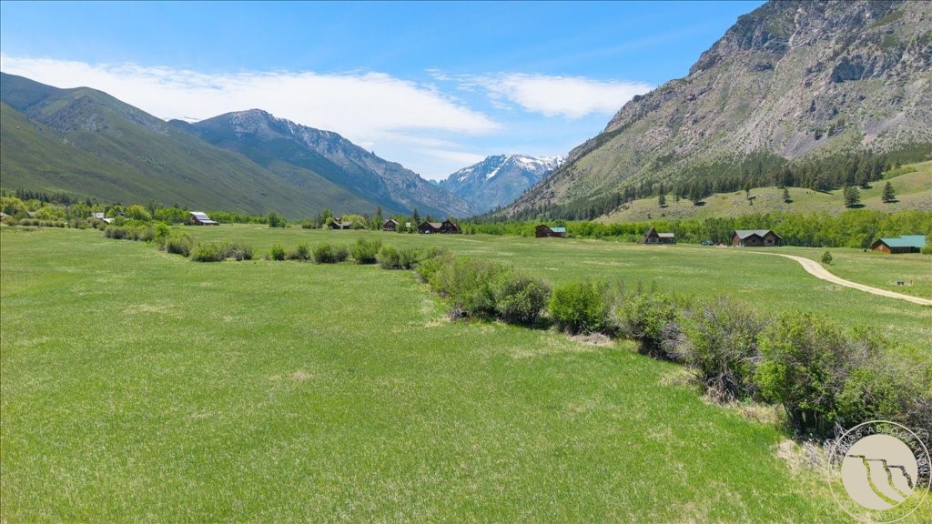 Lot 5 Black Butte Ranch Sub