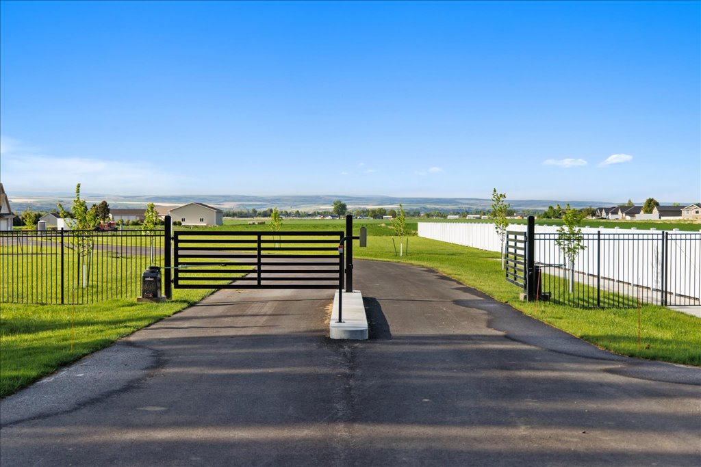 Lot 13 Black Canyon Court