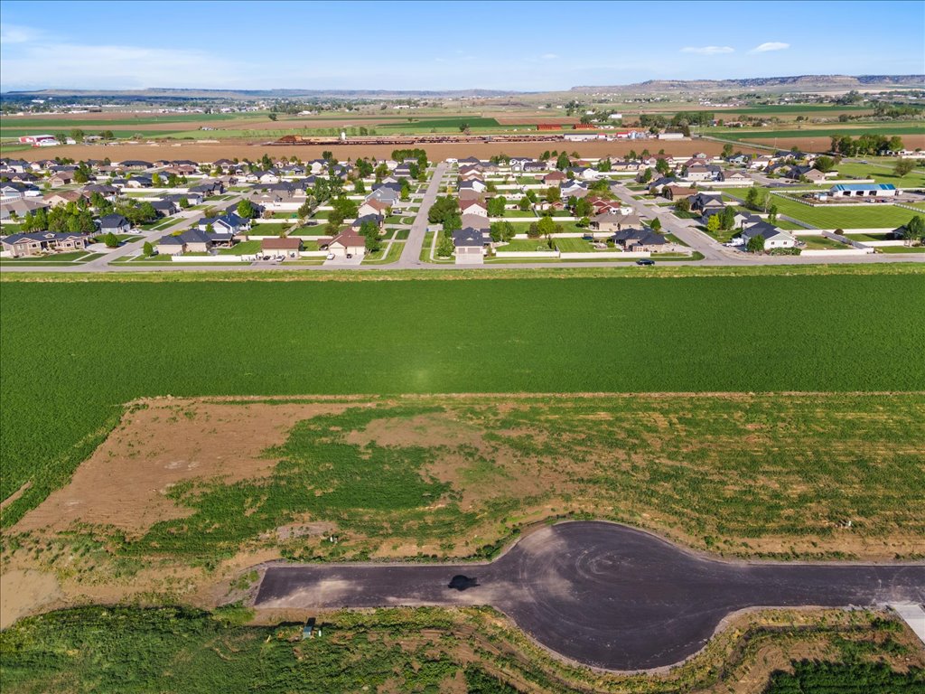 Lot 2 Black Canyon Court