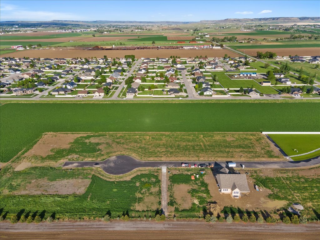 Lot 2 Black Canyon Court