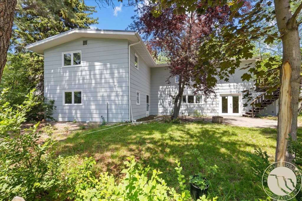 2218 Fairway Drive