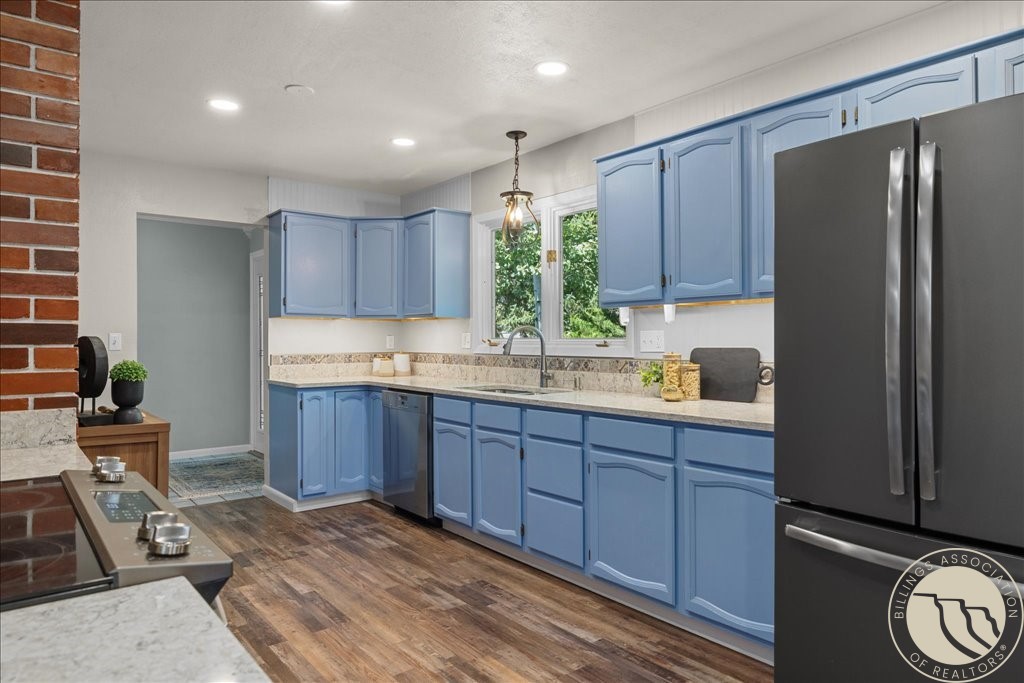 2218 Fairway Drive