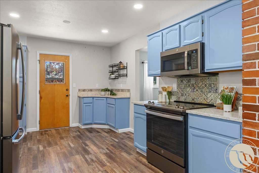 2218 Fairway Drive