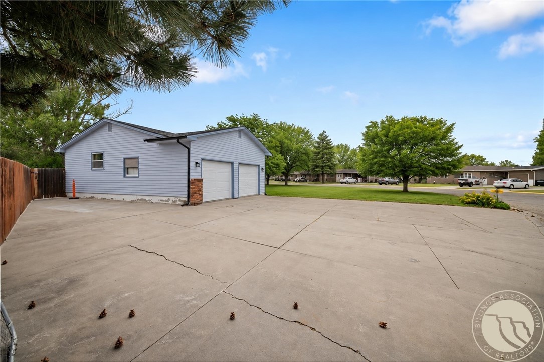 3441 Winchell Lane