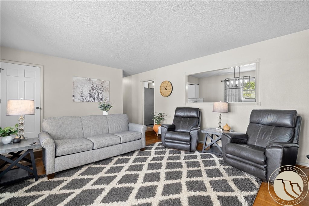 3441 Winchell Lane