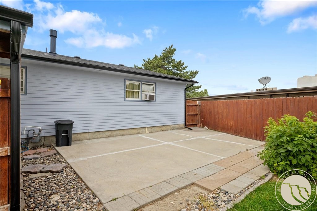 3441 Winchell Lane