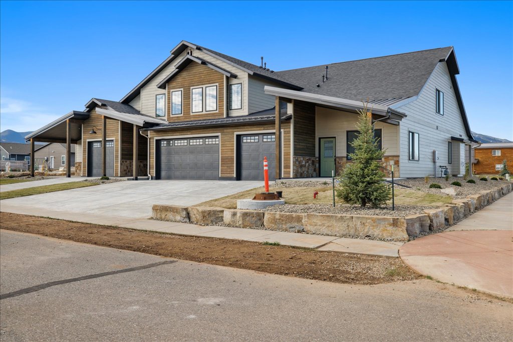 2909 Bluebell Drive 7