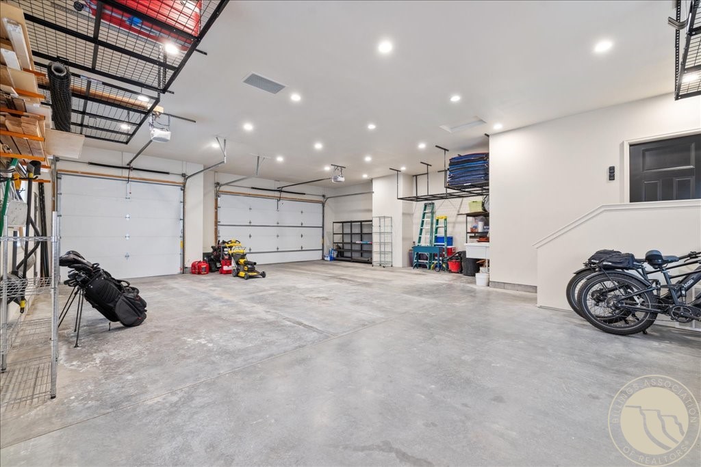 2418 Glengarry Lane