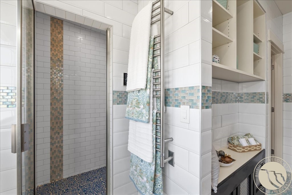 2418 Glengarry Lane
