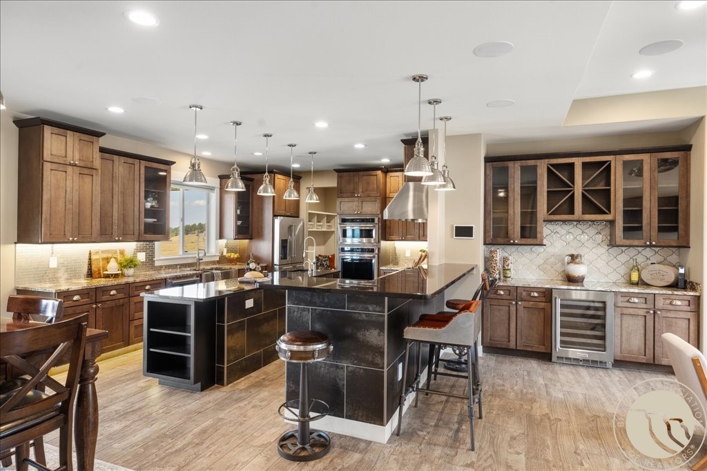 2418 Glengarry Lane