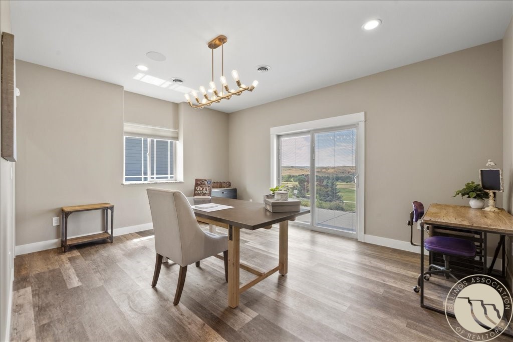 2418 Glengarry Lane