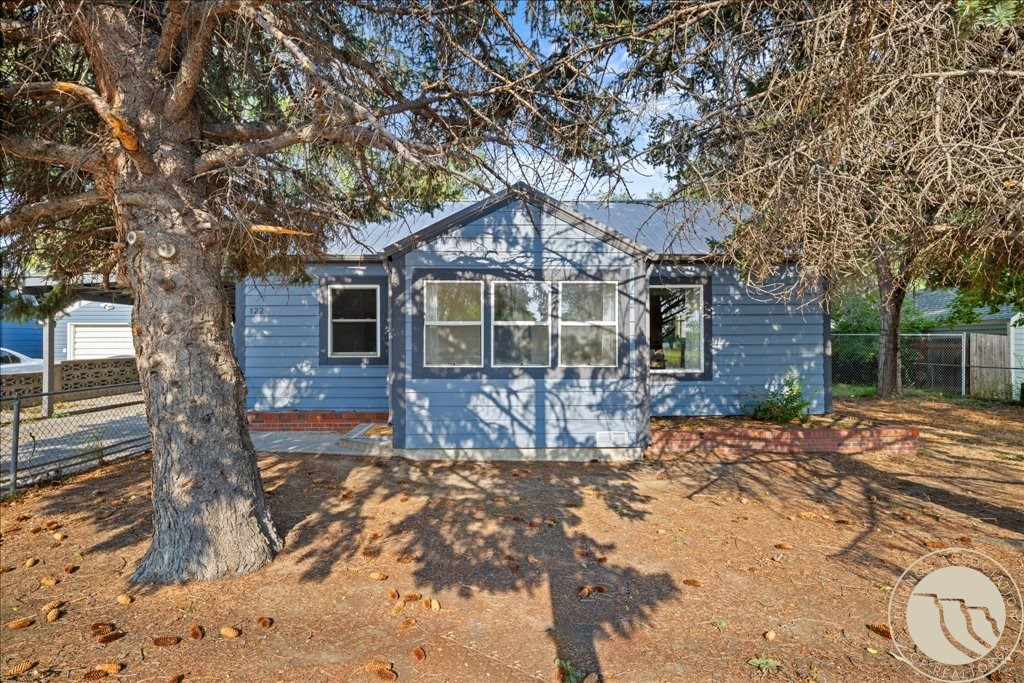 122 Orchard Lane