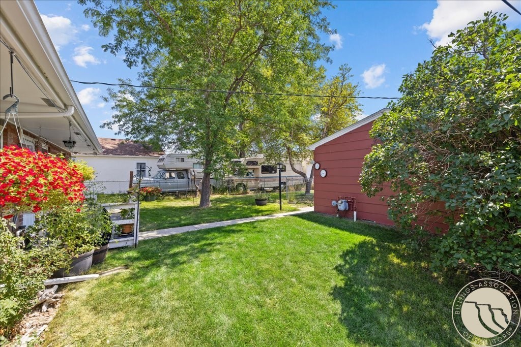632 5th Street W