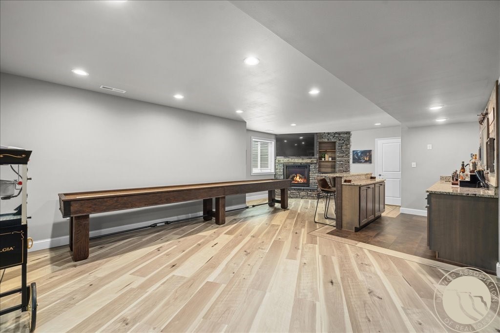 878 Tierra Drive
