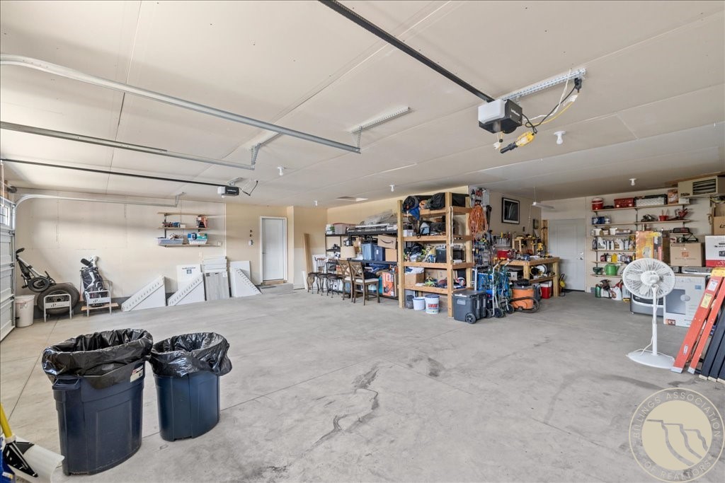 878 Tierra Drive