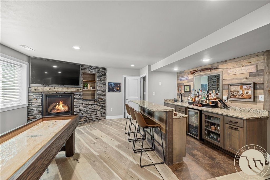 878 Tierra Drive