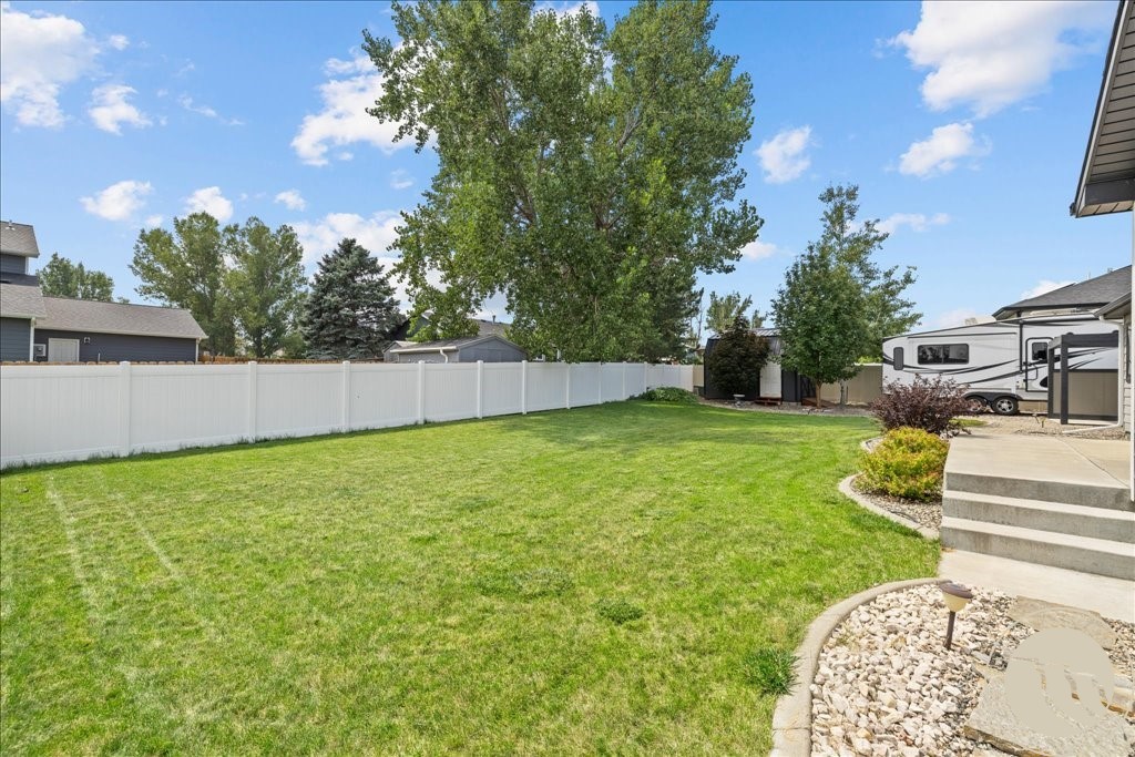 878 Tierra Drive