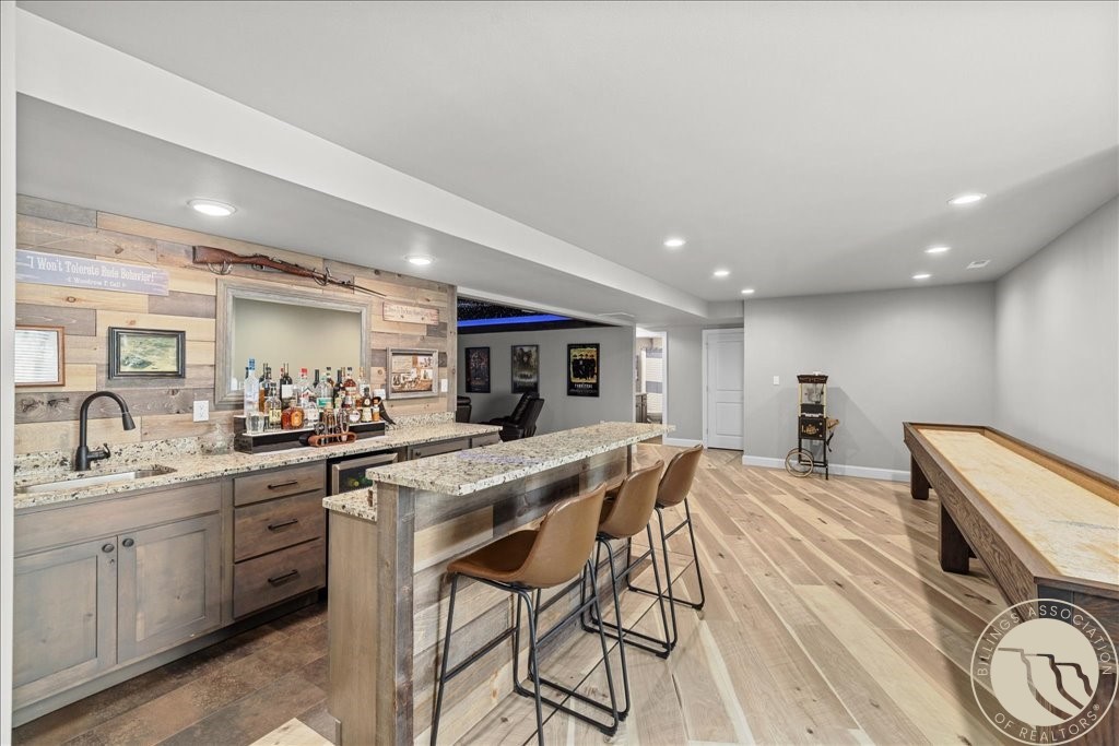 878 Tierra Drive