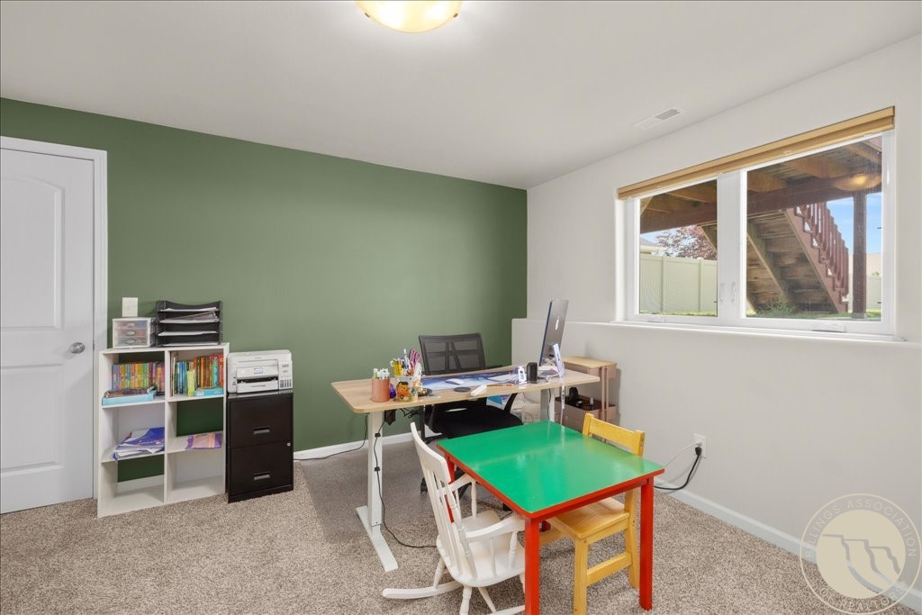 3150 E Copper Ridge
