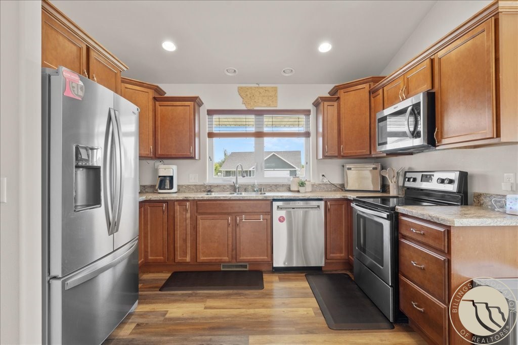 3150 E Copper Ridge