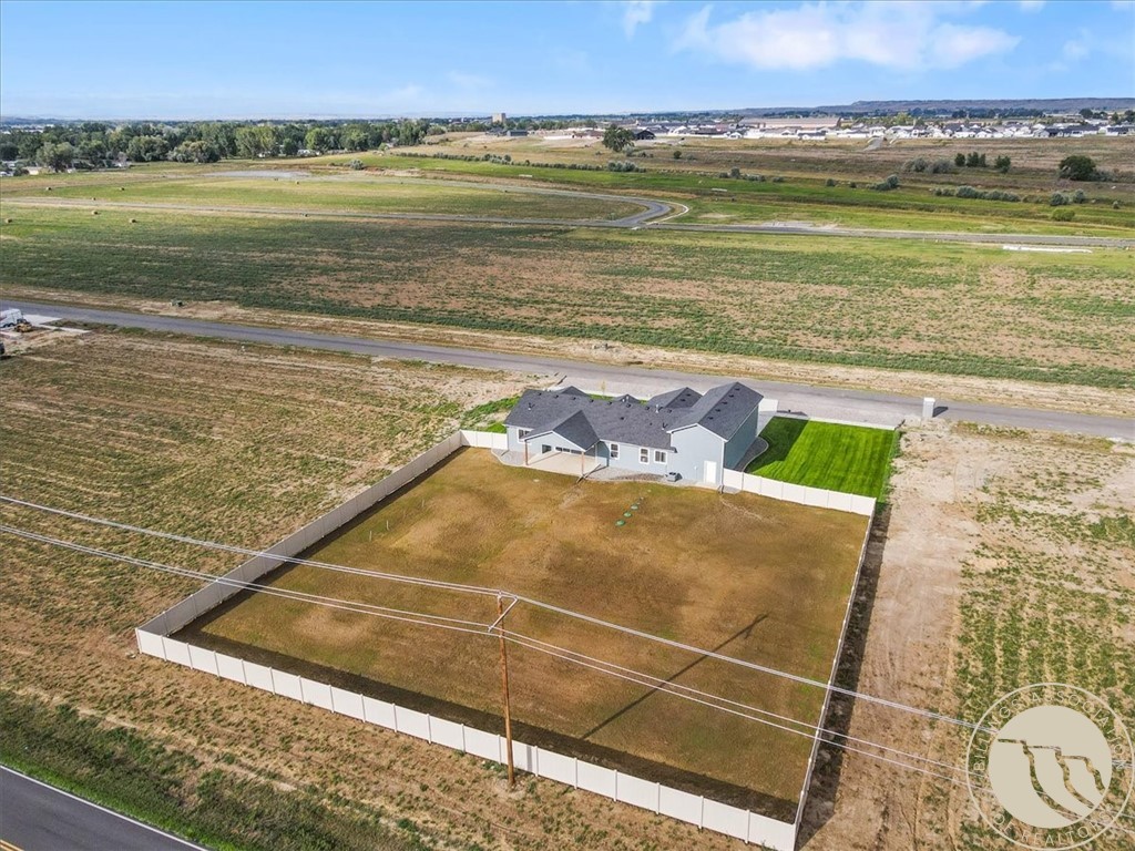 2529 Whisper Wind Way