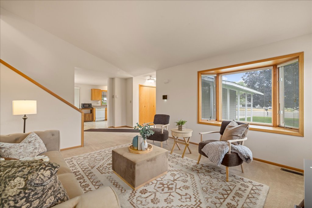 245 Sahara Drive