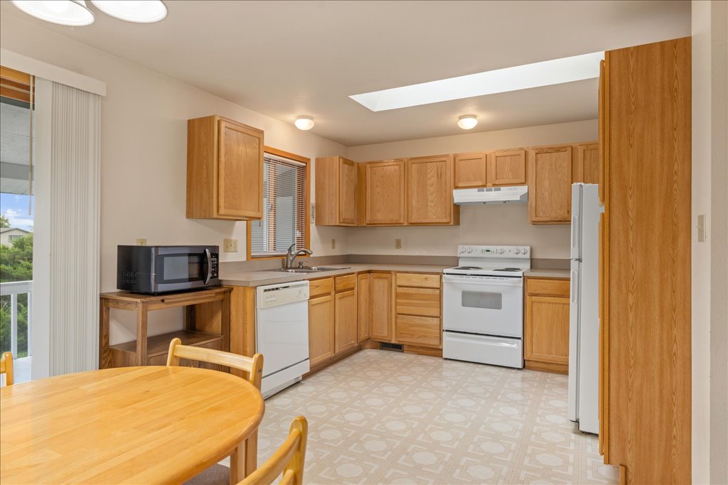 245 Sahara Drive