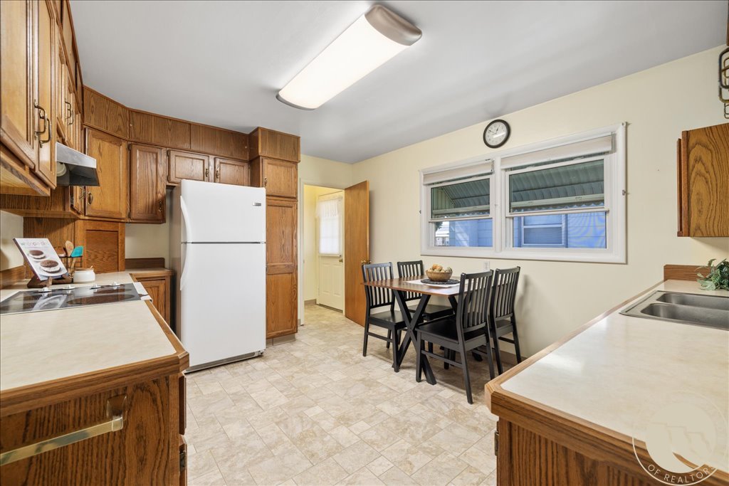 1203 Juneau Drive