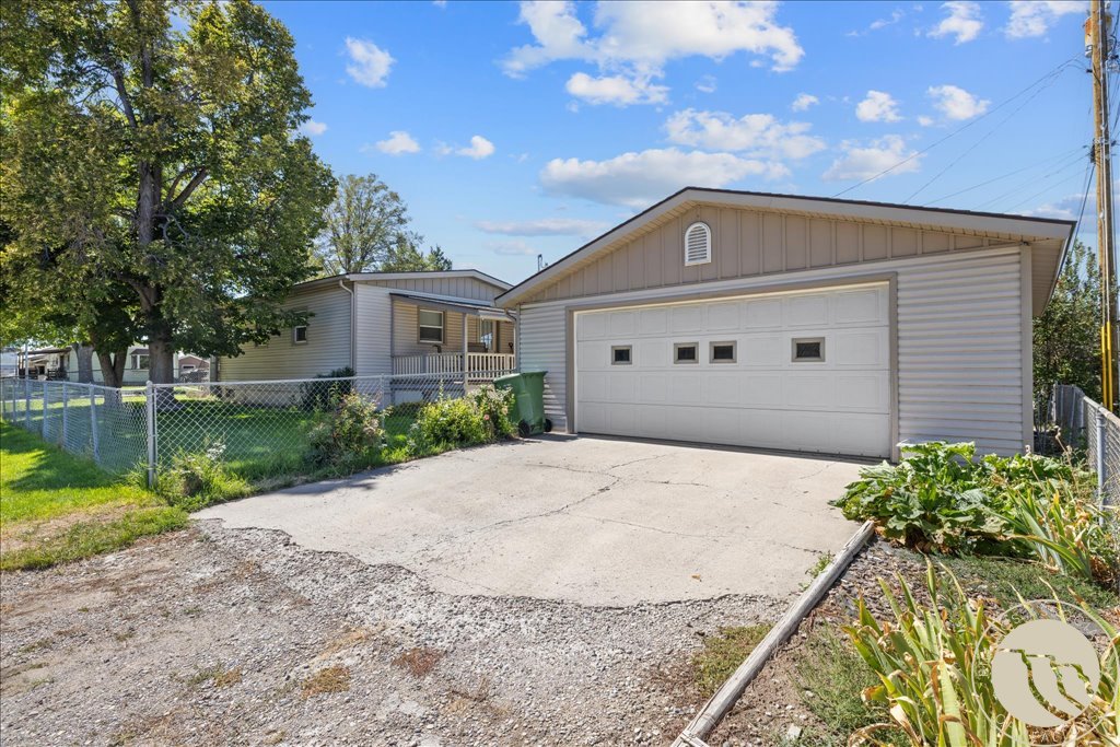 1203 Juneau Drive