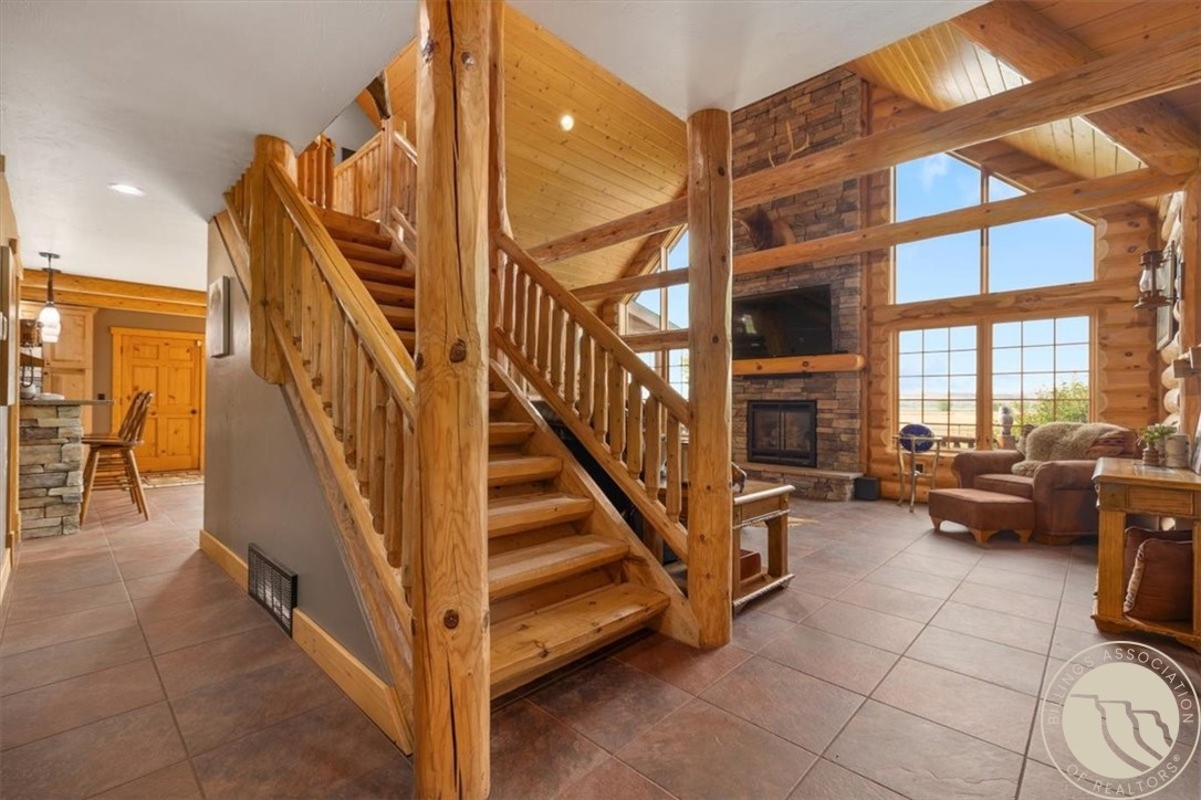 52 Rimrock Drive