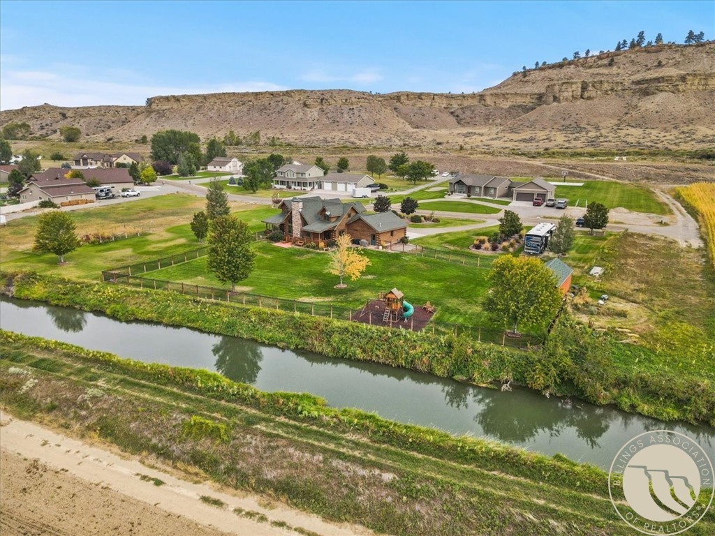 52 Rimrock Drive