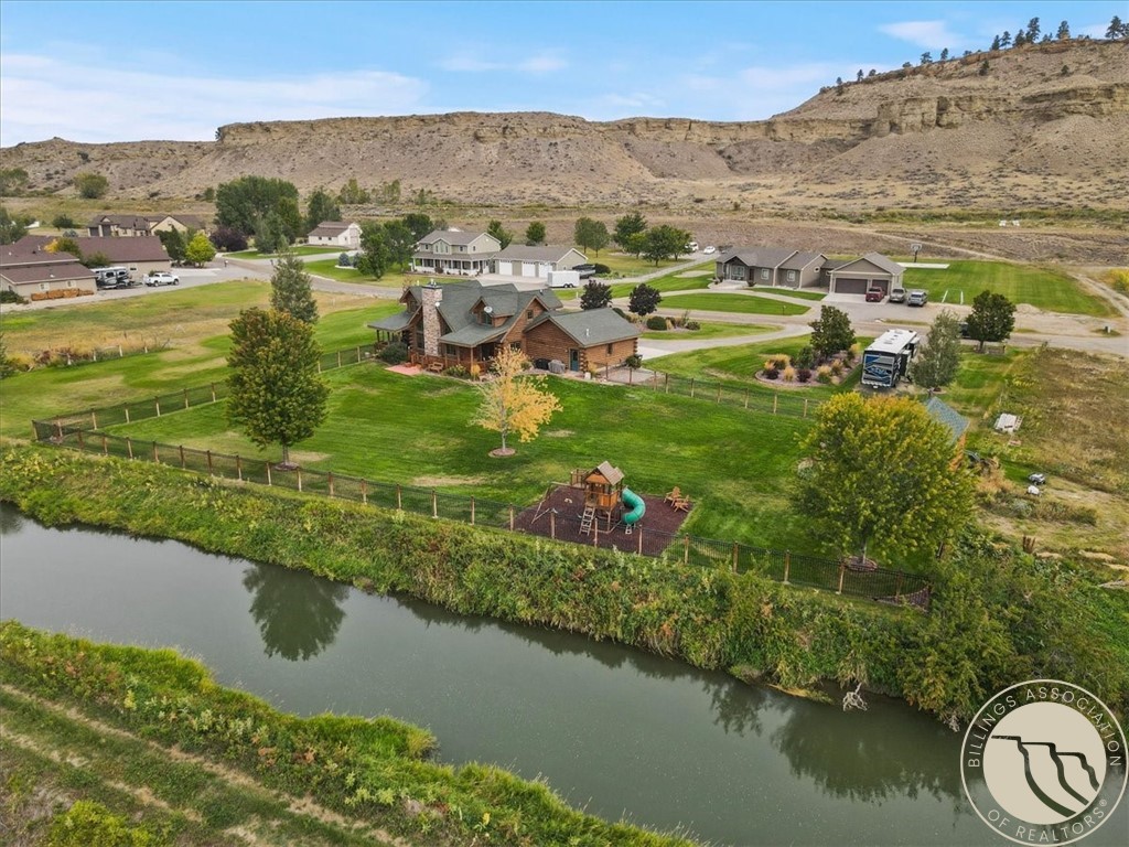 52 Rimrock Drive