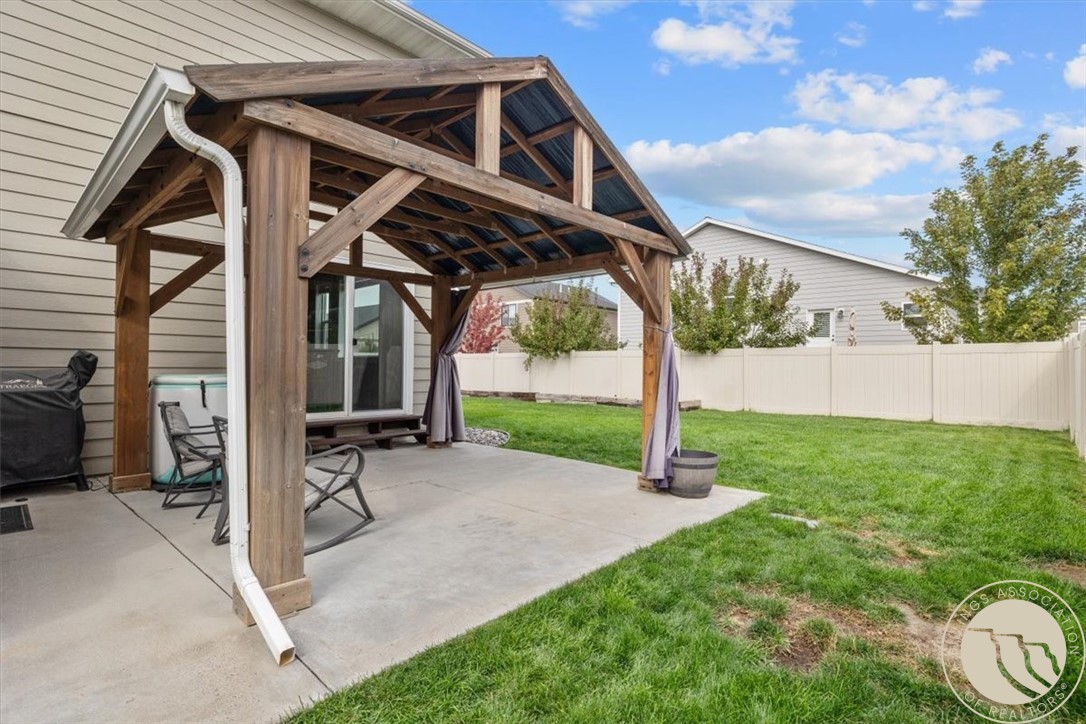 5251 Amherst Drive