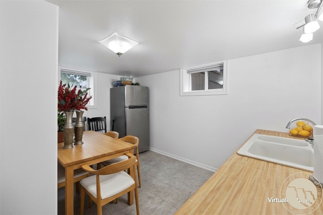 1210 Harvard