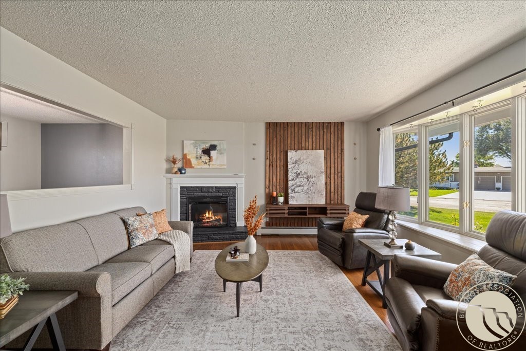 3441 Winchell Lane