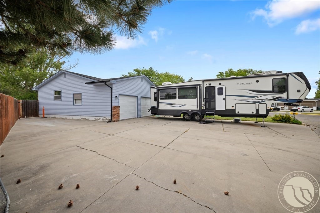 3441 Winchell Lane