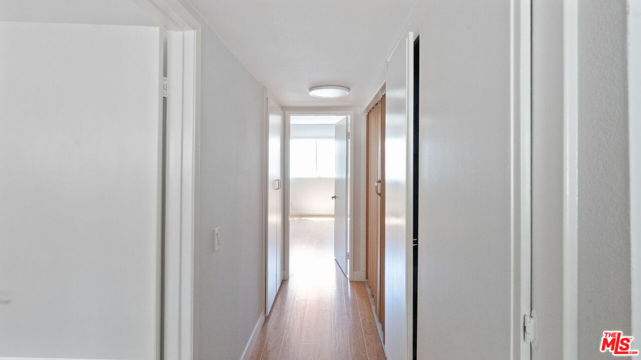 1666 Palisades Dr