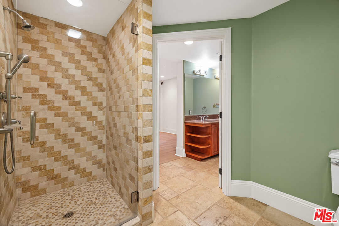 16123 W Sunset Blvd Unit: 103