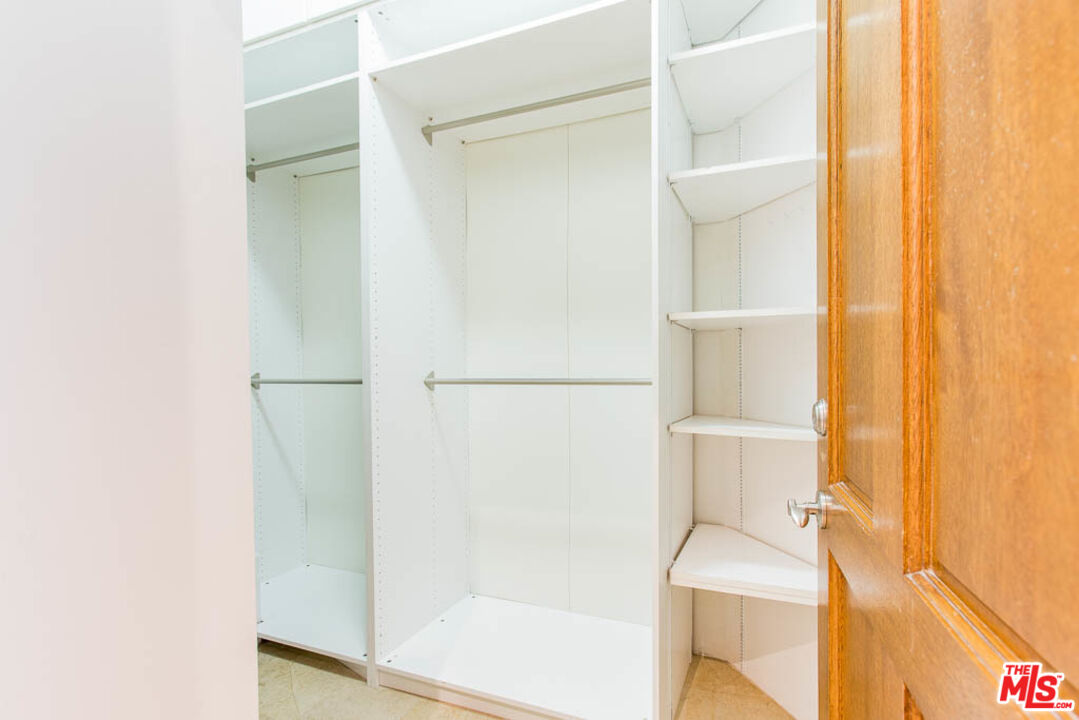 15500 W Sunset Blvd Unit: 104