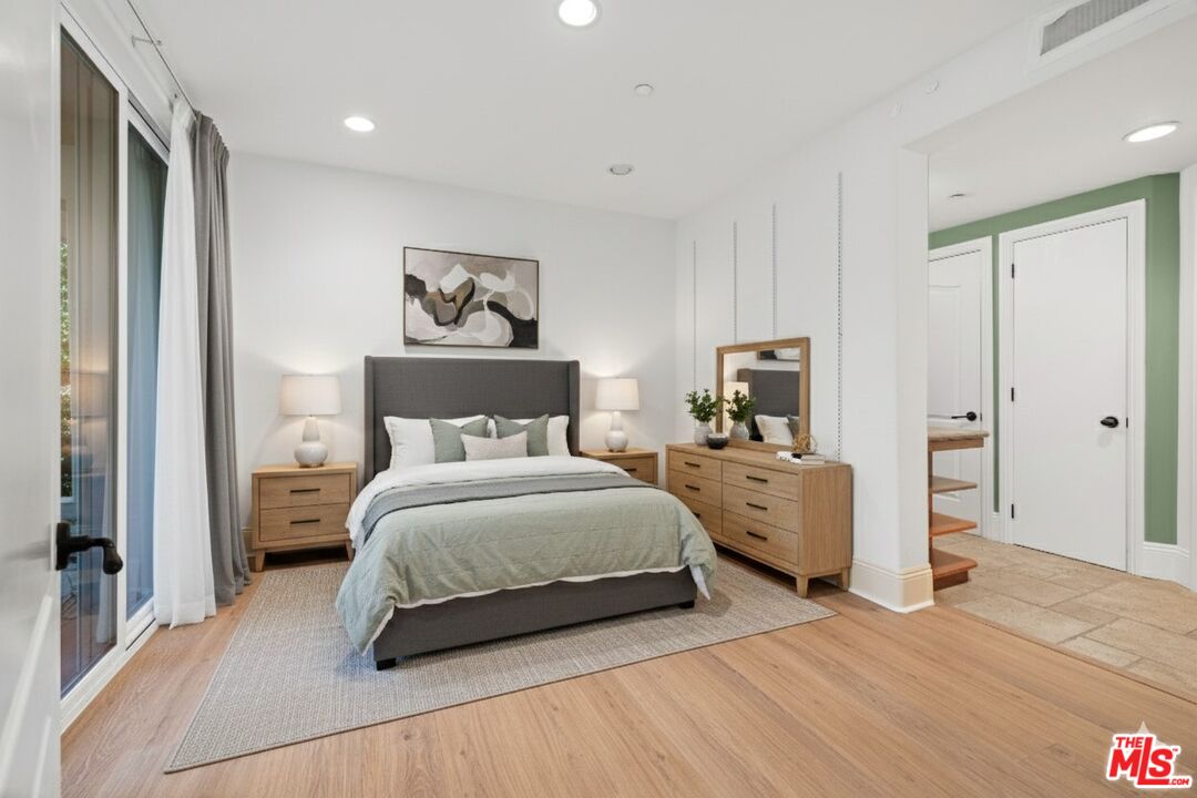 16123 W Sunset Blvd Unit: 103