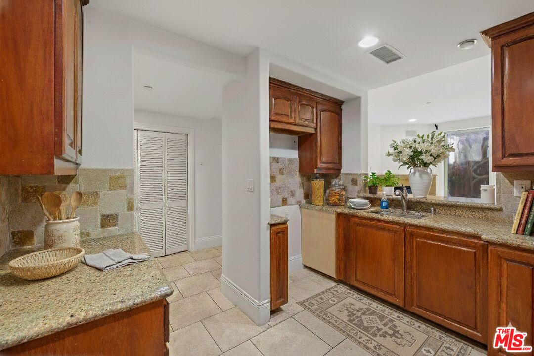 16123 W Sunset Blvd Unit: 103
