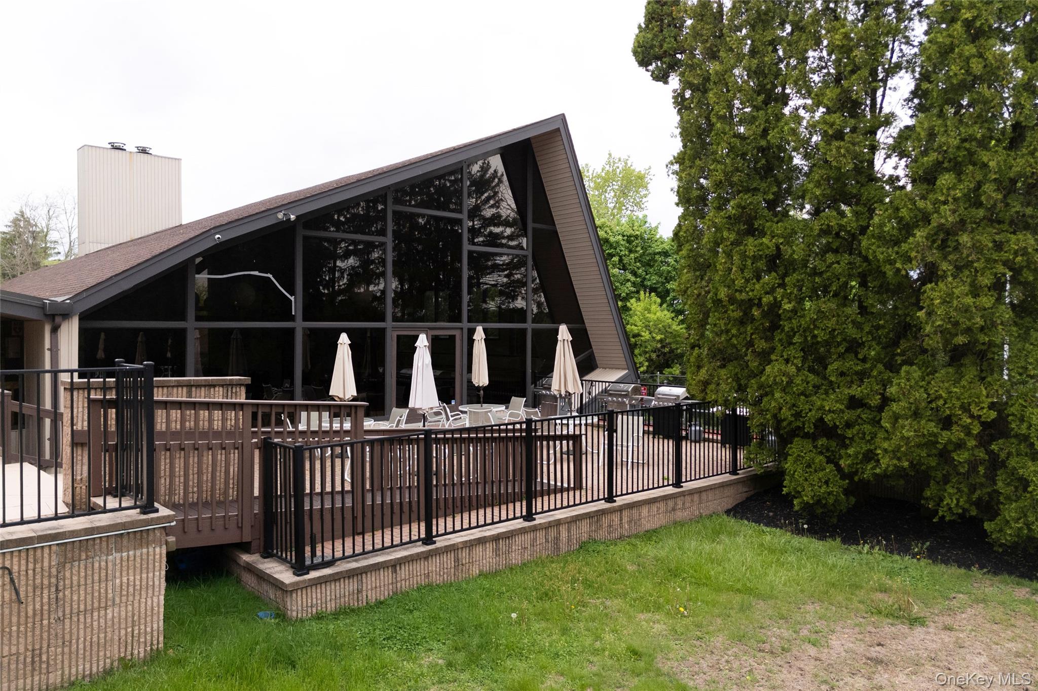 1608 Mulberry Court