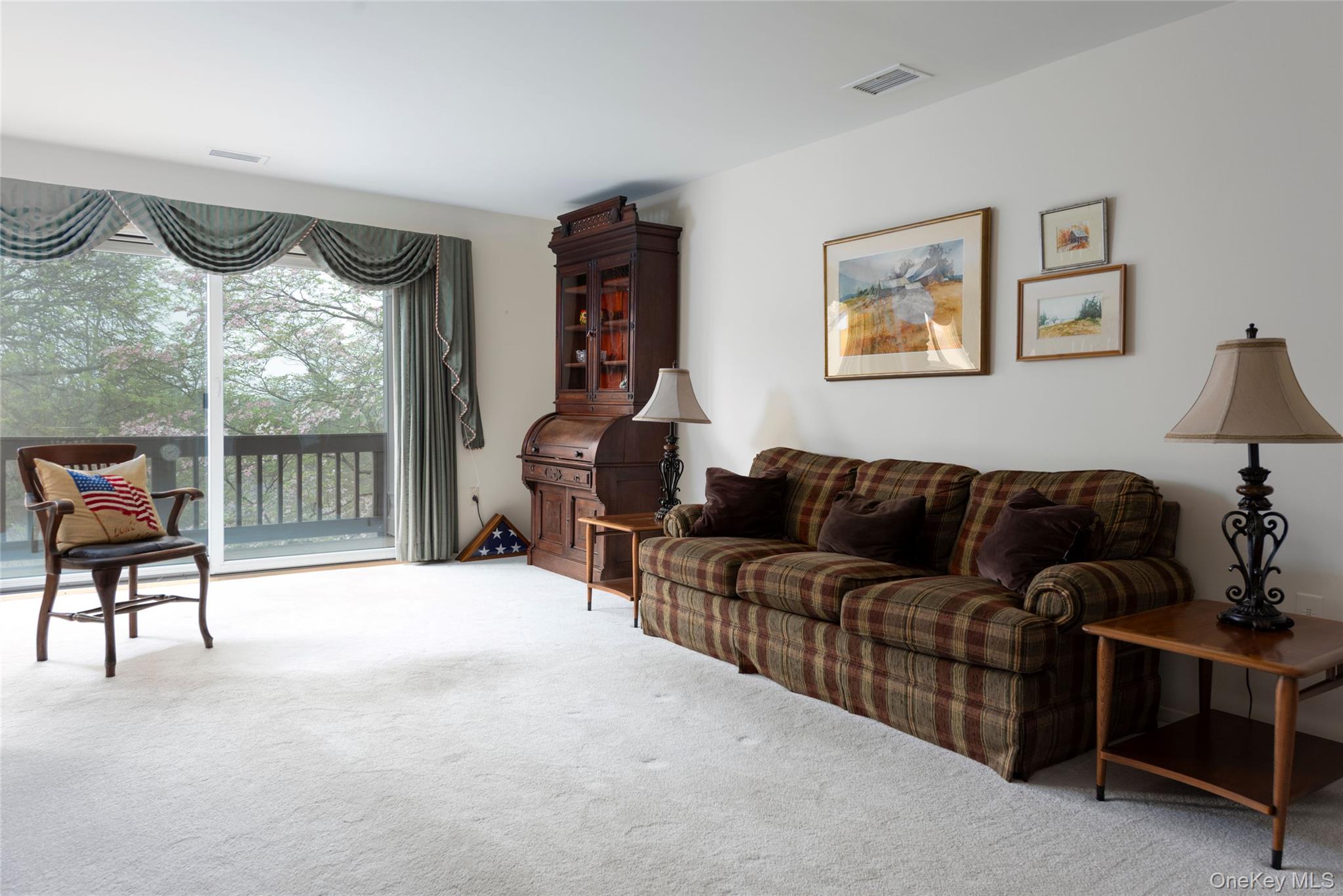 1608 Mulberry Court